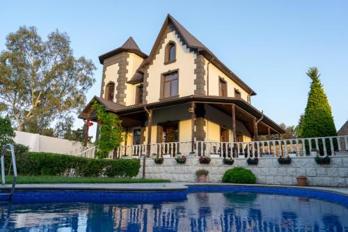 Baku Casa | Chateau Merdekhan