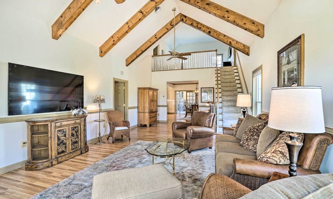 Westminster Apartamento | 'Chateau Ridge' Peaceful Retreat w/ Fire Pit!