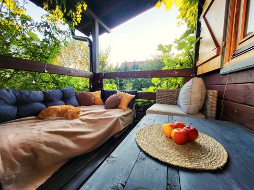 Woryty Casa | Chatka Rentyny