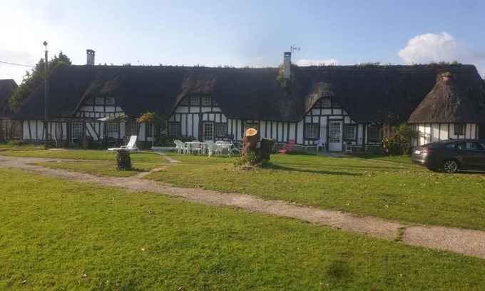 Goupil-Othon Casa | Chaumière du Château d'ô et sa Petite Ferme au Calme a la Campagne
