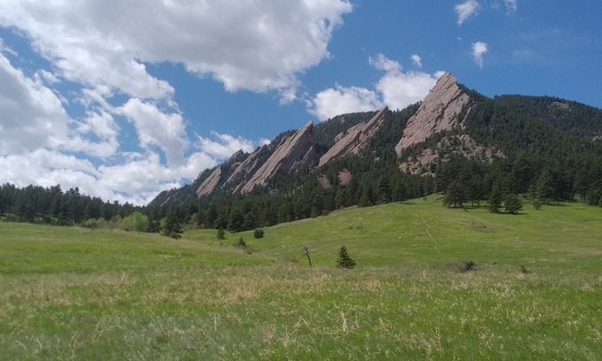 Lower Chautauqua Casa | Chautauqua Retreat: camine hasta Flatirons, campus de CU, cerca de Pearl St / Downtown