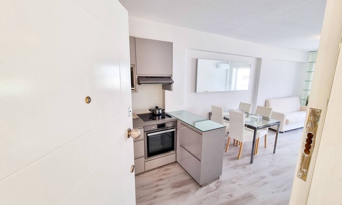 Larnaca Apartamento | Cheer Up City Apartment