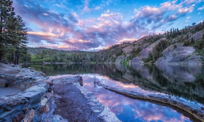 Lakehead-Lakeshore Cabaña | Cheerful 1-Bedroom Lake Cottage
