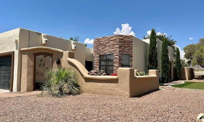 Picacho Hills Casa | Cheerful 2-bedroom townhouse with beautiful views