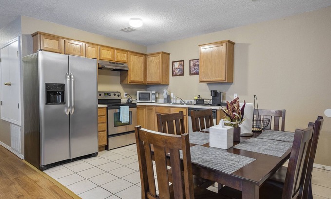 Fort Smith Casa | Cheerful 2 Bedrooms 2 Full Bathrooms Duplex