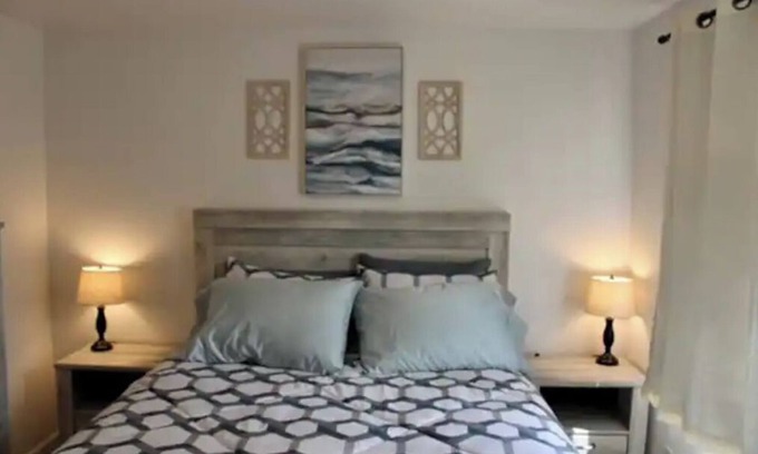 Medford Casa | Cheerful 3-Bedroom home in Central Point