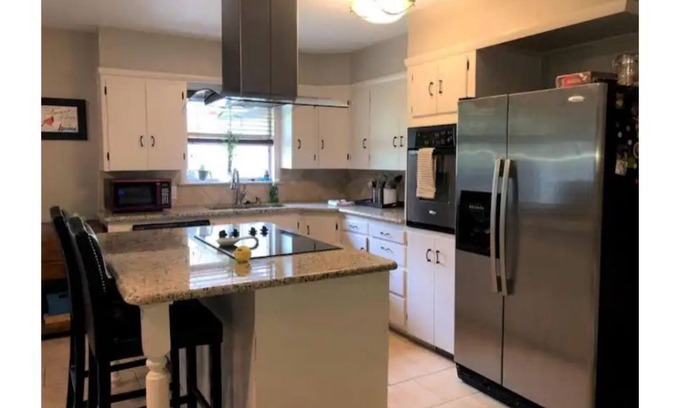 Durant Casa | Cheerful 3 bedroom 2 bathroom home.