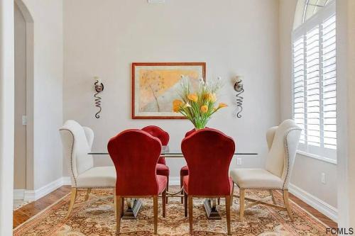 Palm Coast Casa | Cheerful 4 bed 3 bath pool in a quiet part of town