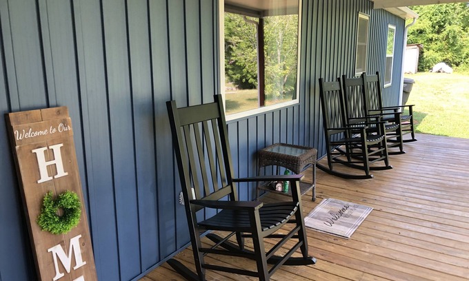 Dandridge Casa | Cheerful 4-Bedroom In Beautiful Dandridge