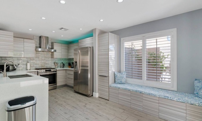 Rhodes Ranch Casa | Cheerful 5-Bedroom Home with hot tub