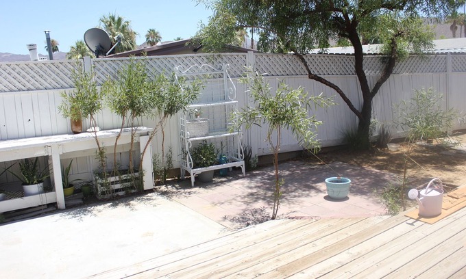 Bighorn Casa | Cheerful and cozy 1-bedroom mobile home with WiFi in welcoming Palm Desert