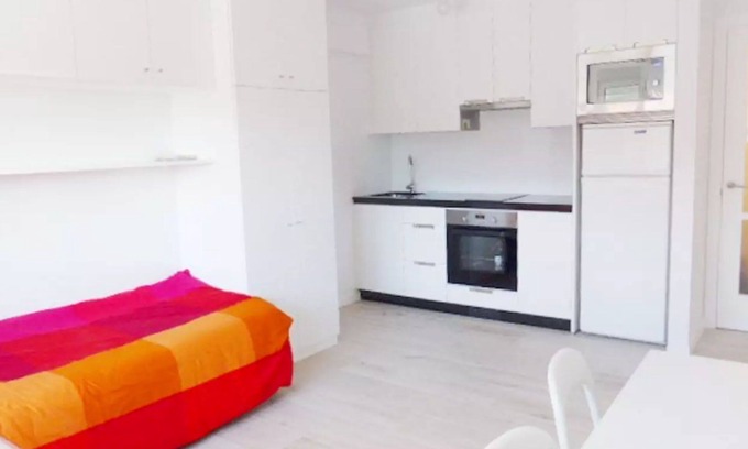 Santiago de Compostela Apartamento | ALEGRE, LUMINOSO, CÉNTRICO Y ACOGEDOR APARTAMENTO