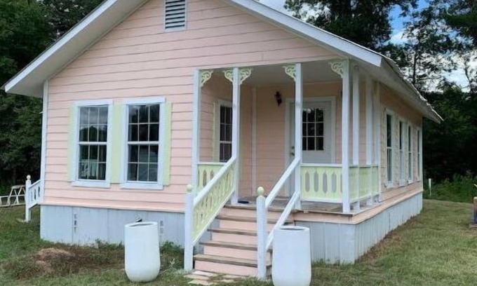 Shelbyville Cabaña | Cheerful One bedroom cottage in the country
