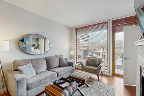Chelan Apartamento | Chelan Resort Suites - Lakeside Serenity #309