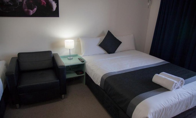 Chermside Hotel | Chermside Court Motel