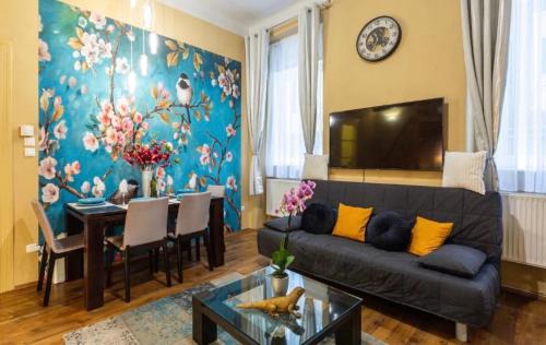Ujlipotvaros Apartamento | Cherry Blossom Designer Apartment in the Center With Free Parking