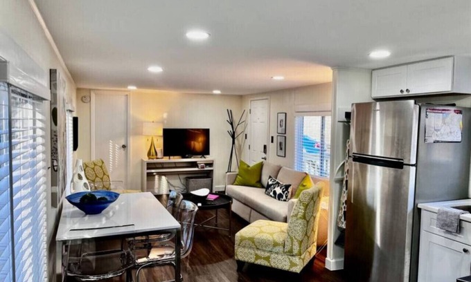 Meadows Of Dan Cabaña | Cherry Creek Cottage by Buffalo Mtn Cottage