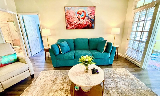 Vaught Condominio | Cherry Moon -a charming 2-bedroom condo with WiFi, AC in welcoming Myrtle Beach