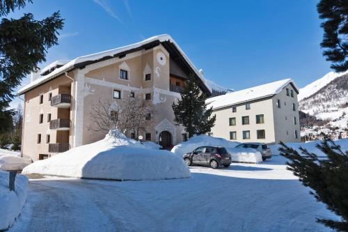 La Punt-Chamues-ch Apartamento | Chesa Valluna - La Punt-Chamues-ch