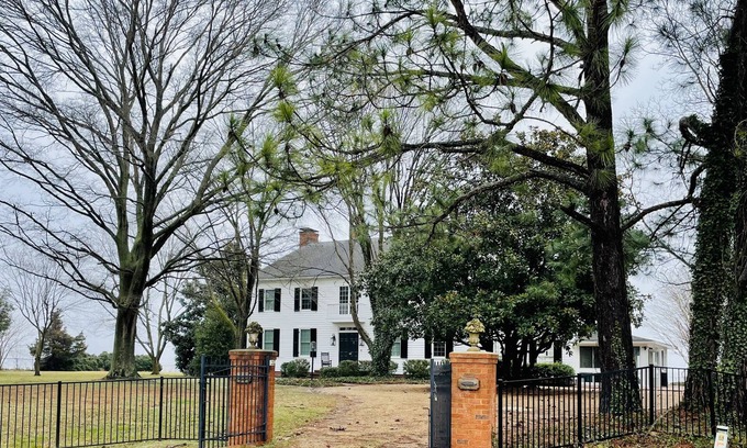 Wicomico Church Casa | Chesapeake Bay-front Estate minutes to Irvington, Kilmarnock Whitestone