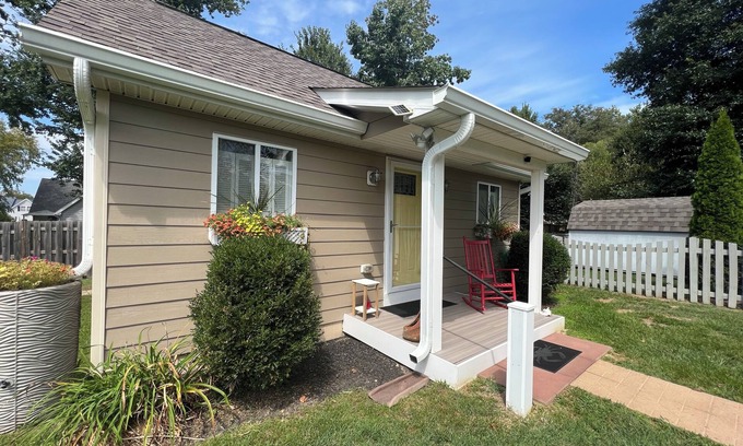 Stevensville Cabaña | Chesapeake Cottage