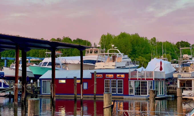 Stevensville Alquiler De Eote | Chesapeake Houseboat Getaway on Kent Island, Maryland