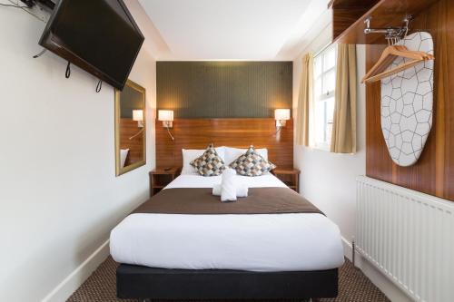 Warwick Hotel | Chester Hotel