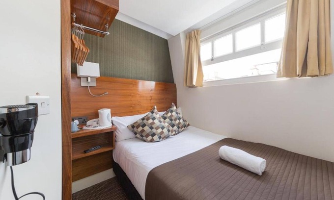Warwick Hotel | Chester Hotel