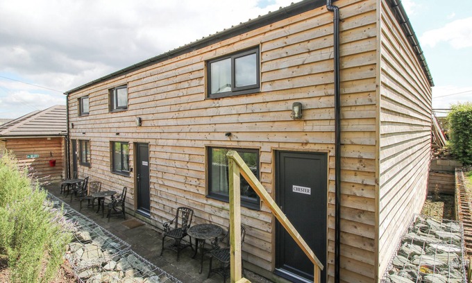 Overton-on-dee Cabaña | CHESTER, pet friendly, character holiday cottage in Ellesmere