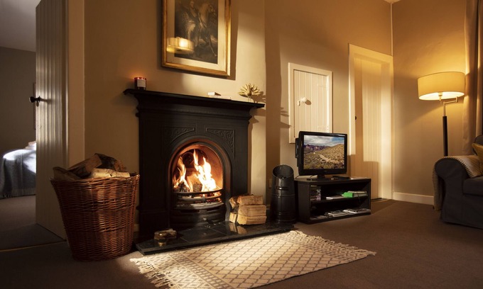 Gorebridge Cabaña | Chestnut Cottage - a charming traditional stone cottage with 2 bedrooms on Arniston Estate