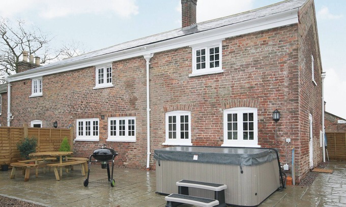 Wainfleet All Saints Cabaña | Chestnut Cottage - E5625
