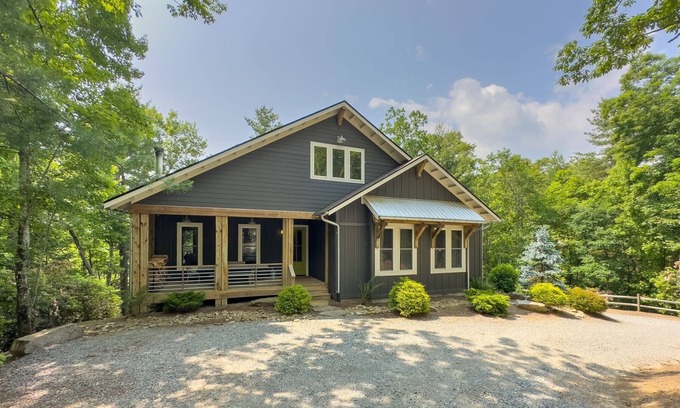 Pisgah Forest Casa | Chestnut Cottage | 3 Bed, 2 Bath