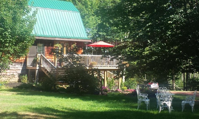 Anne's Land Cama Y Desayuno | Chestnut Lane Bed and Breakfast