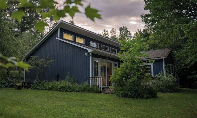 North Troy Casa | Welcome to The Chestnut Ridge Cabin