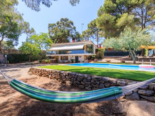 Castellvell Casa | CHEZ ADELA