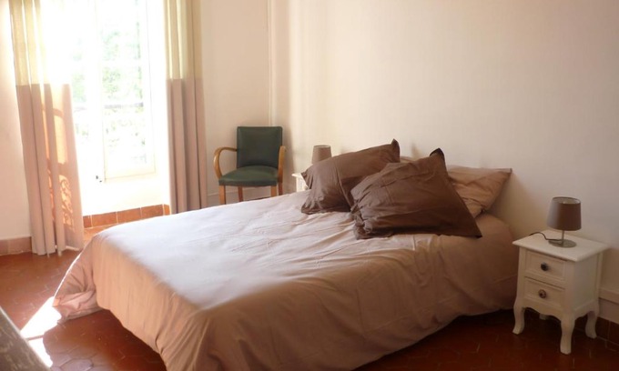Sauve Cama Y Desayuno | Chez Albert et Karine