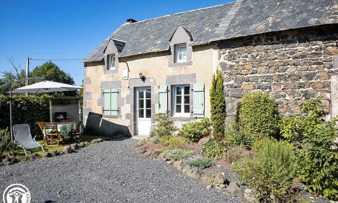 Olby Casa | Chez Antoine - Olby - Gîte