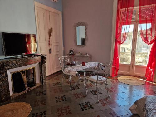 Florensac Cama Y Desayuno | Chez Dédou et Madou