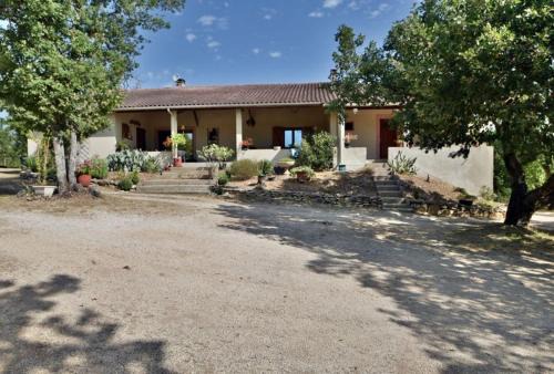 Le Montat Apartamento | Chez Fanny - Les Tuileries - Gîte 1-4 pers. avec jardin privatif - proche Cahors
