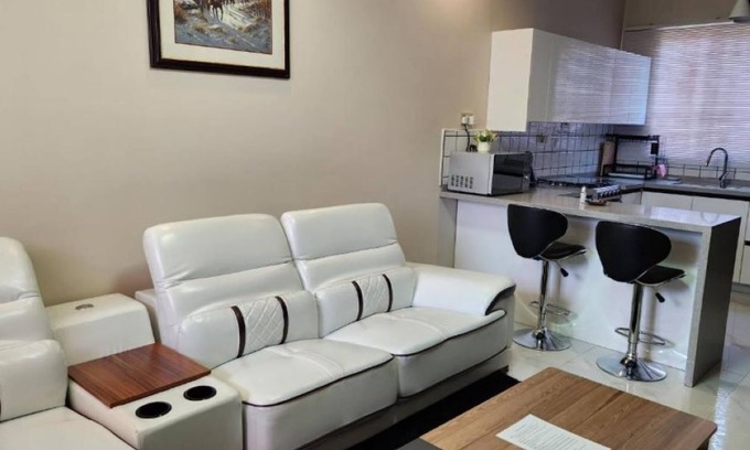 Lusaka Apartamento | Chez Gabrielle Apt #3