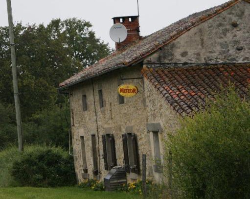 Saint-Martial-sur-Isop Cama Y Desayuno | Chez Gondat Chambre d'hotes