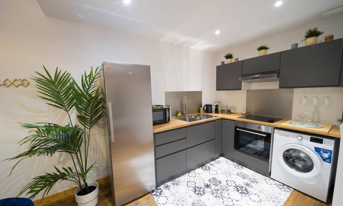 Republique Apartamento | ★ ★ ★ ★ At Helder, la Totale | Vichy center | free parking