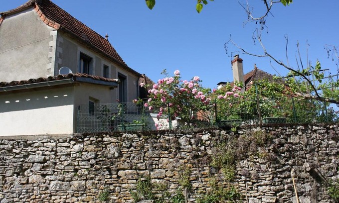 Marcilhac-sur-Cele Casa | chez Huguette