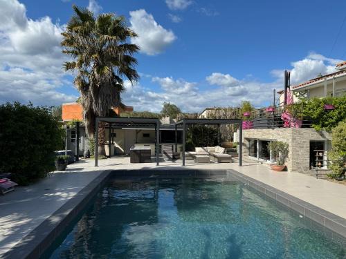 Gigean Apartamento | Chez Isa - avec piscine chauffée et jacuzzi