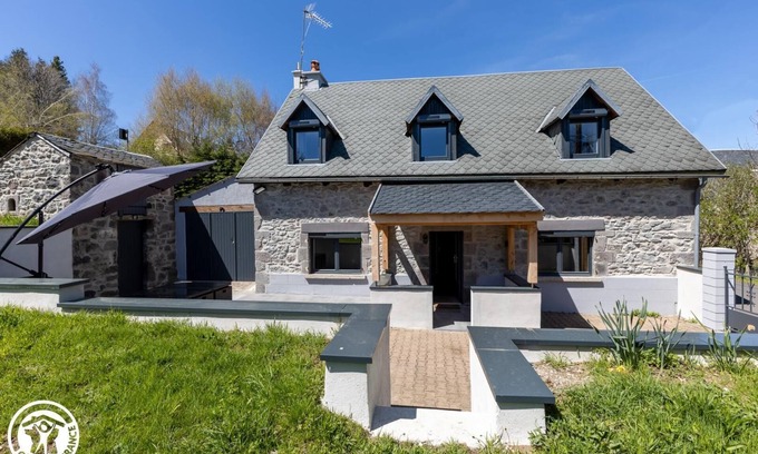 Besse-en-Chandesse Casa | Chez Jean - Besse ET Saint Anastaise