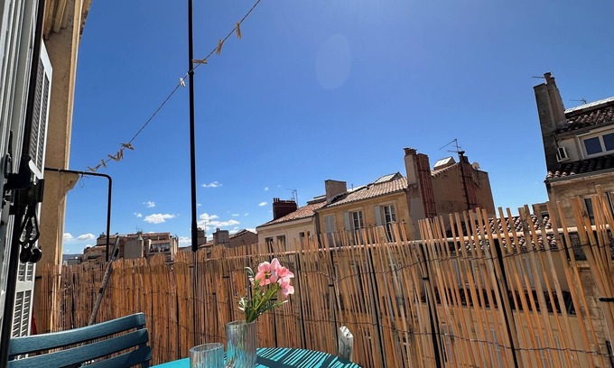 Notre-Dame du Mont Apartamento | Chez l'Authentique, a large, cosy T2 on Cours Julien