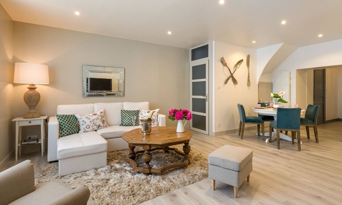 Passenans Casa | "Chez la Tante Louise" charming private apartment