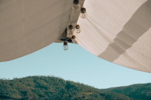 Lousa Casa | Chez Louise: onde a Serra beija o Céu