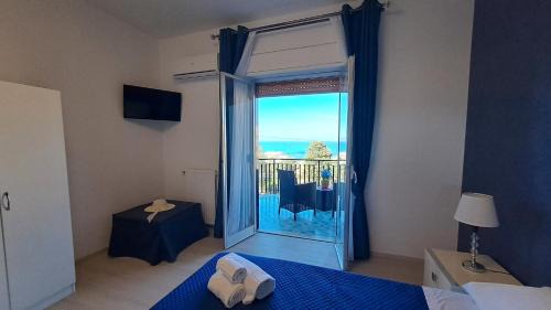 Cefalu Casa | Chez Lucy by Casa in mente