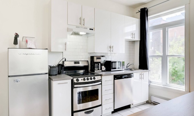 Plateau Mont Royal Apartamento | Chez Mont Royal Apartments